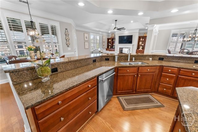 1304 River Oaks Drive 1304, Richmond Hill, GA 31324