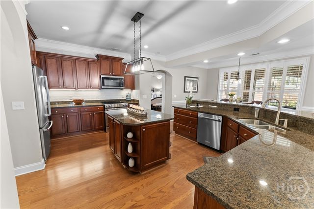 1304 River Oaks Drive 1304, Richmond Hill, GA 31324