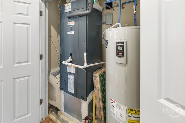 1304 River Oaks Drive 1304, Richmond Hill, GA 31324