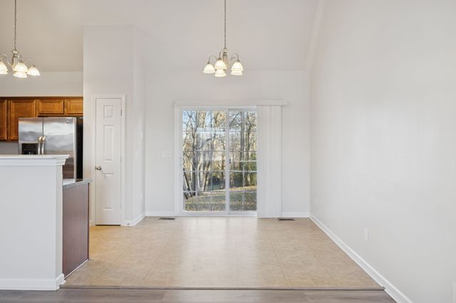 8010 Tiger Ct, Spring Hill, TN 37174