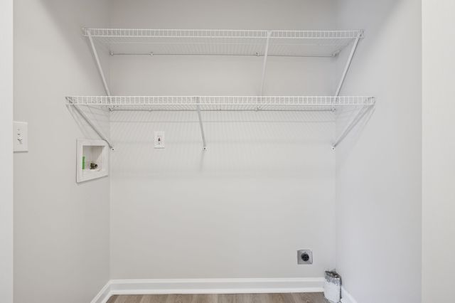 8010 Tiger Ct, Spring Hill, TN 37174