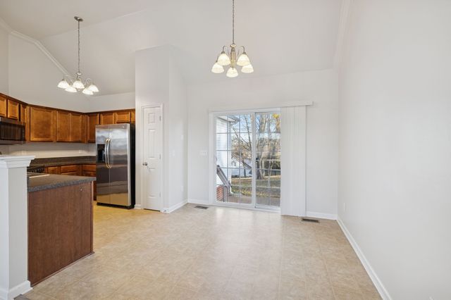 8010 Tiger Ct, Spring Hill, TN 37174