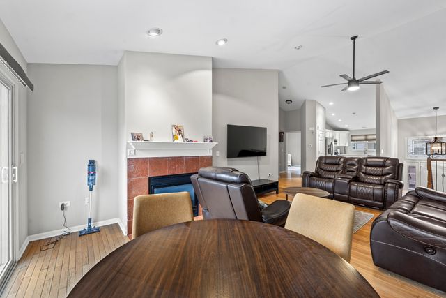 2987 Saganashkee Lane 2987, Naperville, IL 60564