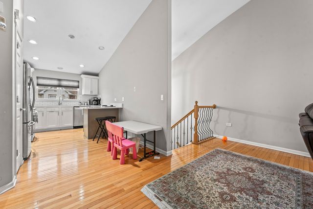 2987 Saganashkee Lane 2987, Naperville, IL 60564