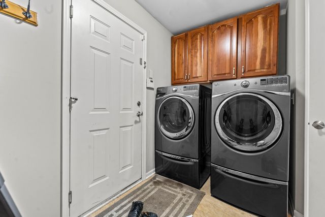 2987 Saganashkee Lane 2987, Naperville, IL 60564