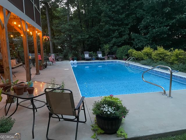 170 Fair Oaks Court, Commerce, GA 30529