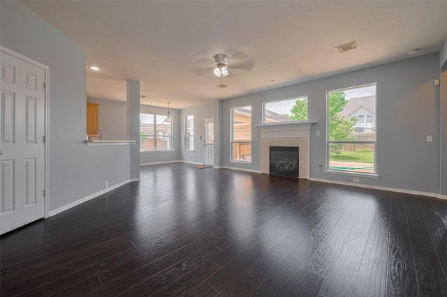 9205 Sunridge Court, Pearland, TX 77584