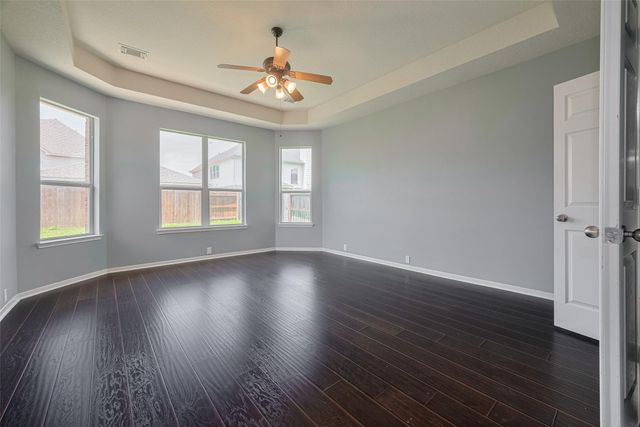 9205 Sunridge Court, Pearland, TX 77584