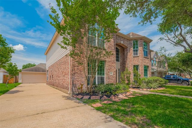 9205 Sunridge Court, Pearland, TX 77584