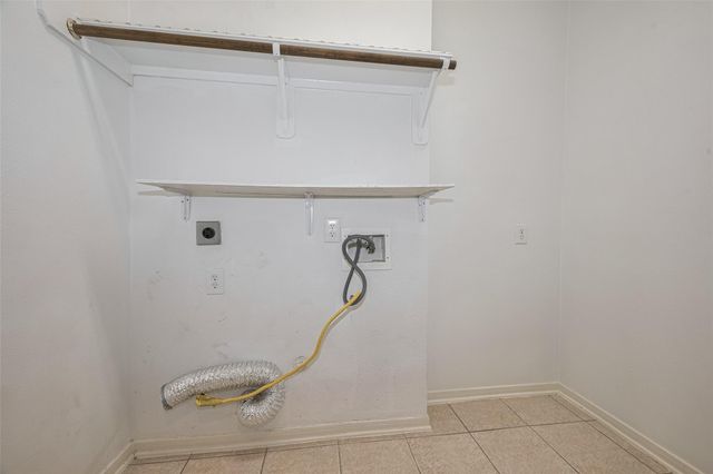 9205 Sunridge Court, Pearland, TX 77584