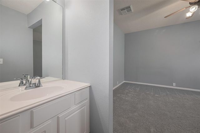 9205 Sunridge Court, Pearland, TX 77584