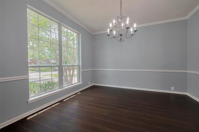 9205 Sunridge Court, Pearland, TX 77584