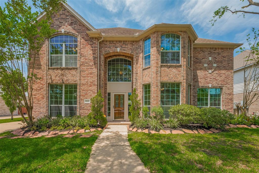 9205 Sunridge Court, Pearland, TX 77584