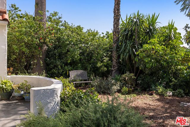 3147 Glenmanor Place, Los Angeles, CA 90039