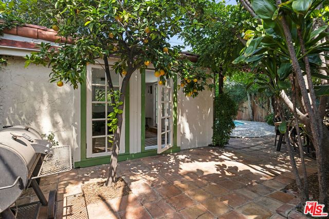 3147 Glenmanor Place, Los Angeles, CA 90039