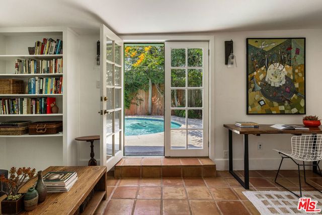 3147 Glenmanor Place, Los Angeles, CA 90039