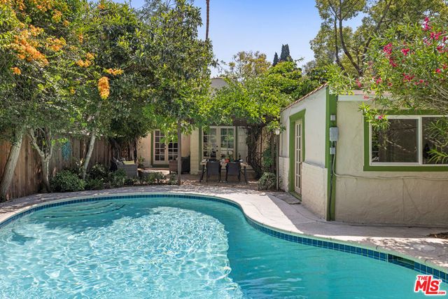 3147 Glenmanor Place, Los Angeles, CA 90039
