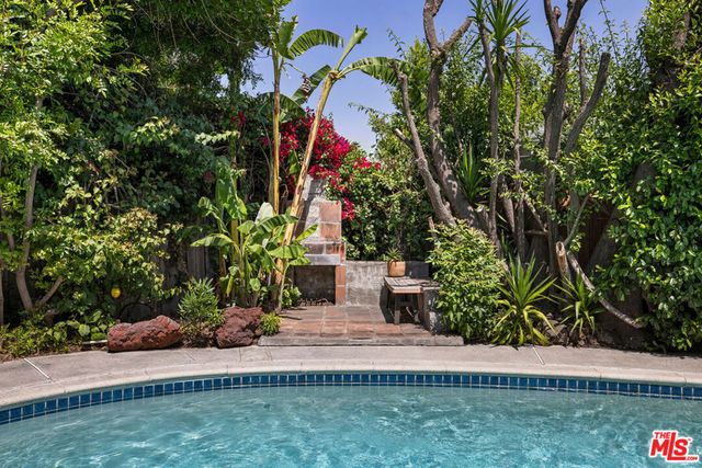 3147 Glenmanor Place, Los Angeles, CA 90039