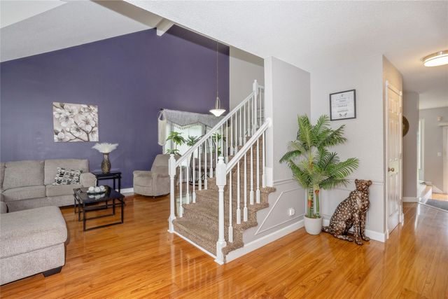 2723 Country Side Drive, West Des Moines, IA 50265