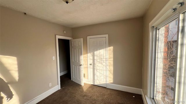 13233 Santa Rosa Drive, Detroit, MI 48238