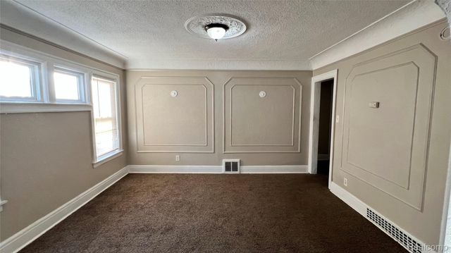 13233 Santa Rosa Drive, Detroit, MI 48238