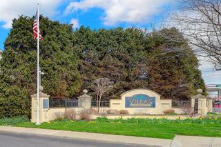 103 Narragansett Villas Drive, Lindenhurst, NY 11757