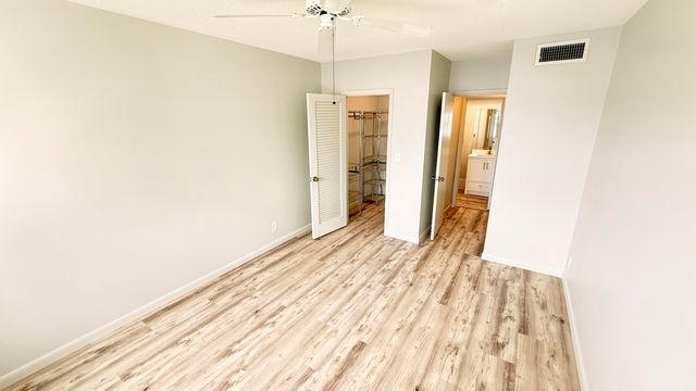 1114 Lake Terrace 205, Boynton Beach, FL 33426