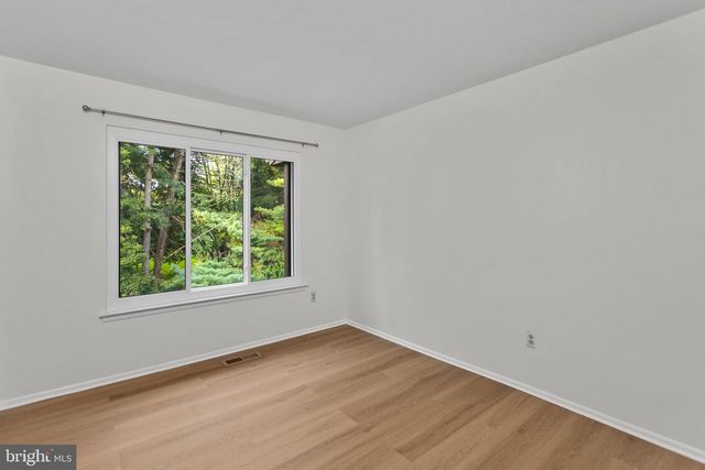 36 GENA CT, Hamilton, NJ 08690