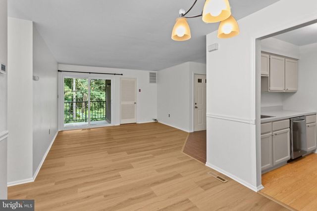 36 GENA CT, Hamilton, NJ 08690