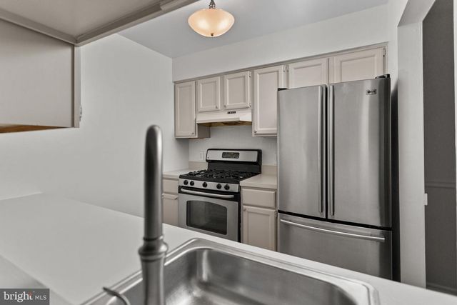 36 GENA CT, Hamilton, NJ 08690