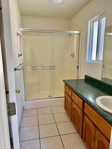 2144 S Virmargo Street, Visalia, CA 93292