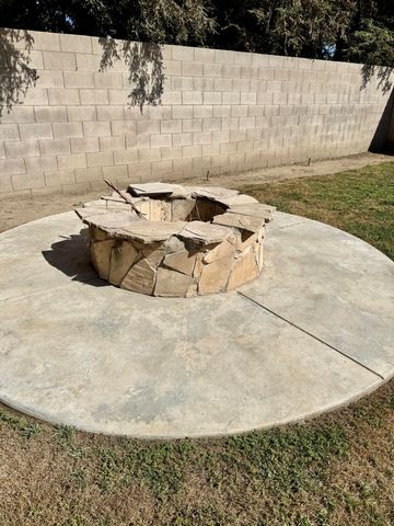 2144 S Virmargo Street, Visalia, CA 93292