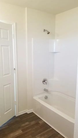 1329 Waggoner Drive, Aubrey, TX 76227