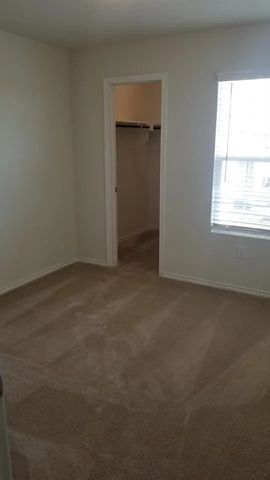 1329 Waggoner Drive, Aubrey, TX 76227