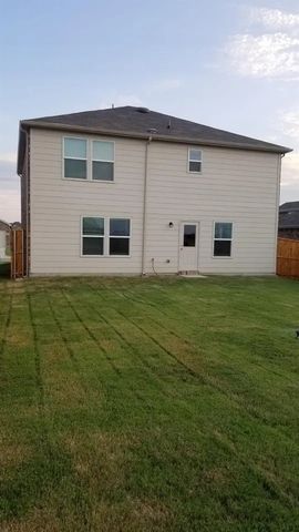 1329 Waggoner Drive, Aubrey, TX 76227