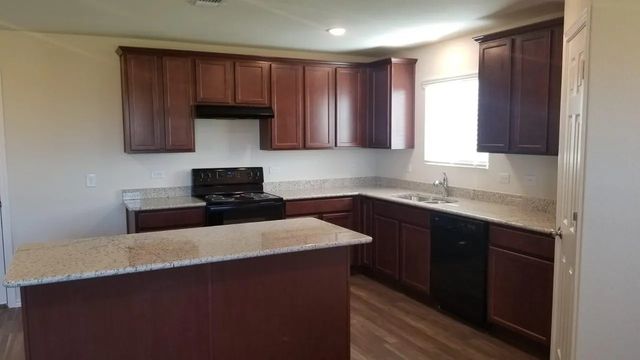 1329 Waggoner Drive, Aubrey, TX 76227