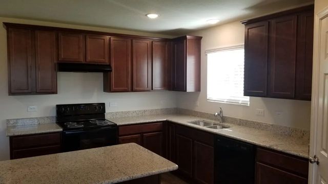 1329 Waggoner Drive, Aubrey, TX 76227