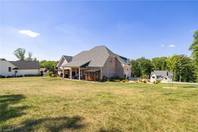 8407 Poplar Bluff Drive, Stokesdale, NC 27357