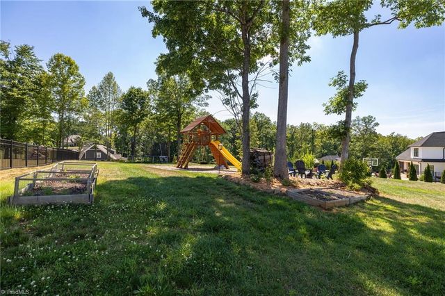 8407 Poplar Bluff Drive, Stokesdale, NC 27357