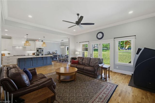 8407 Poplar Bluff Drive, Stokesdale, NC 27357