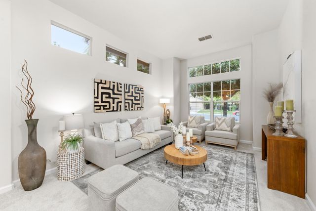 5005 Bradford Dr, Rocklin, CA 95765