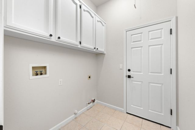 5005 Bradford Dr, Rocklin, CA 95765