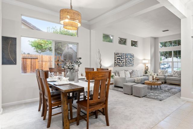 5005 Bradford Dr, Rocklin, CA 95765