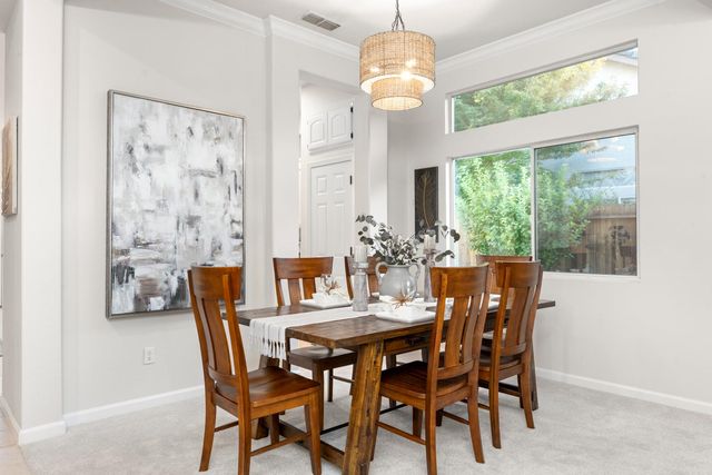 5005 Bradford Dr, Rocklin, CA 95765