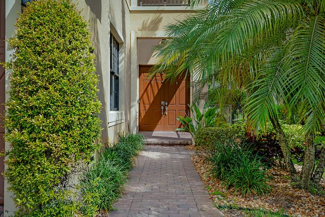 7593 NW 113th Avenue, Parkland, FL 33076