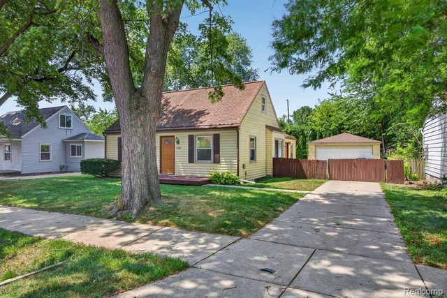 11665 Norborne, Redford, MI 48239