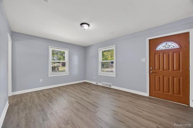 11665 Norborne, Redford, MI 48239