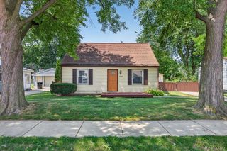 11665 Norborne, Redford, MI 48239