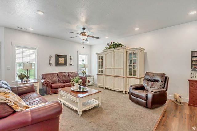 919 E 2050 N, North Ogden, UT 84414