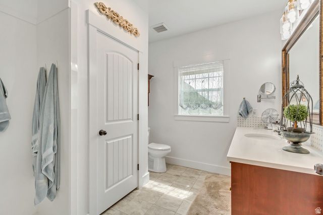 919 E 2050 N, North Ogden, UT 84414